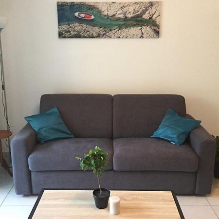 Les Jardins De Louise-2 Pers Avec Parking-Terrasse Apartment เวนิส์ซูซ์ ภายนอก รูปภาพ